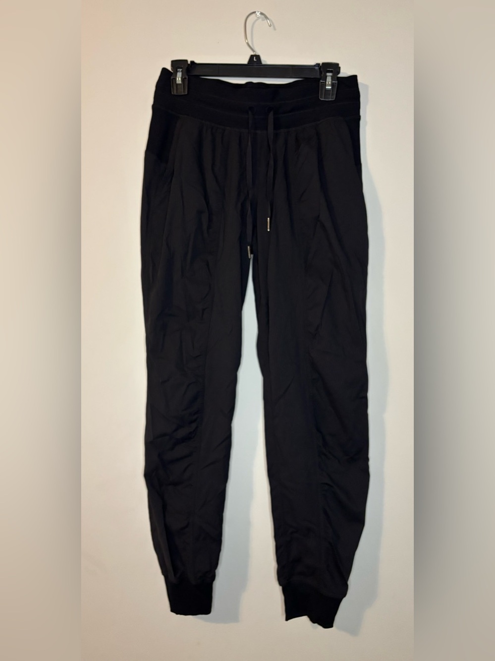 EUC - Lululemon Black Dance Studio Mid-Rise Jogger Pants - Size: 6 - Picture 3 of 4